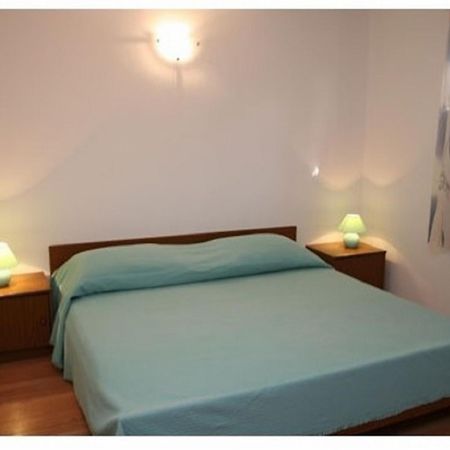 Apartments Belas Trogir Luaran gambar