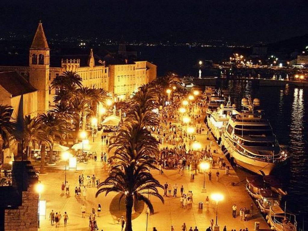Apartments Belas Trogir Luaran gambar