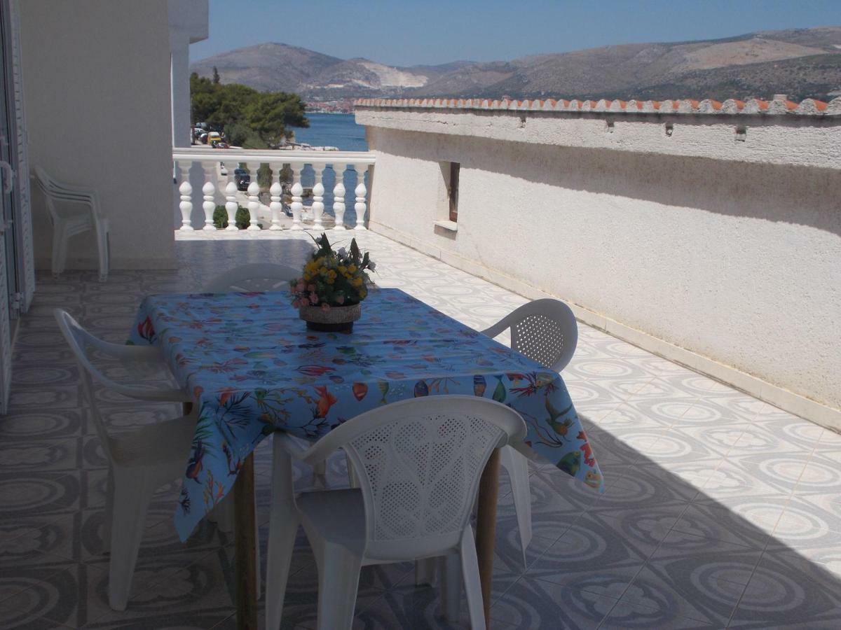 Apartments Belas Trogir Luaran gambar
